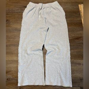 Brandy Mellville Baggy Sweatpants